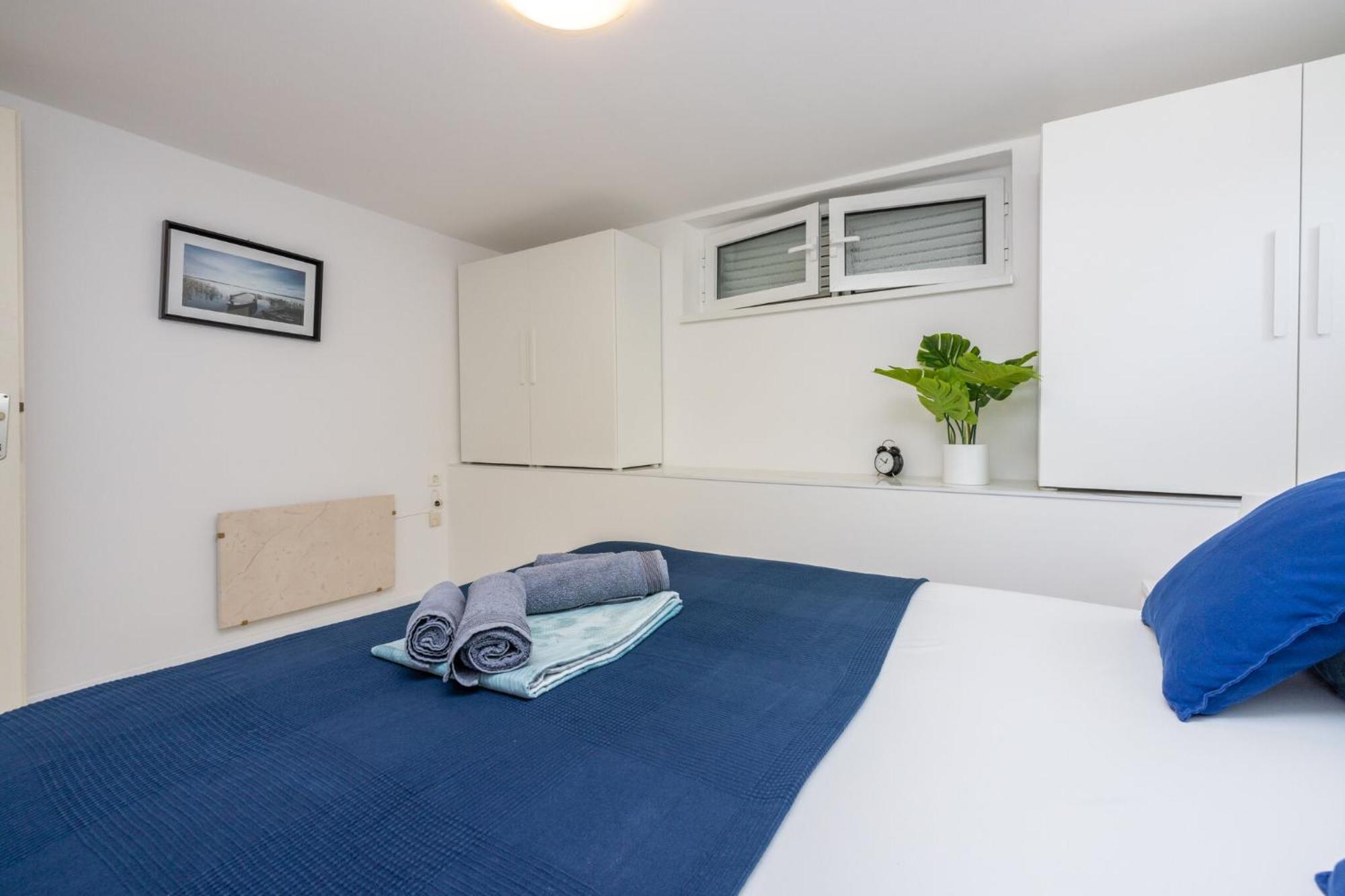 Podvezanec Apartment Dramalj Bagian luar foto