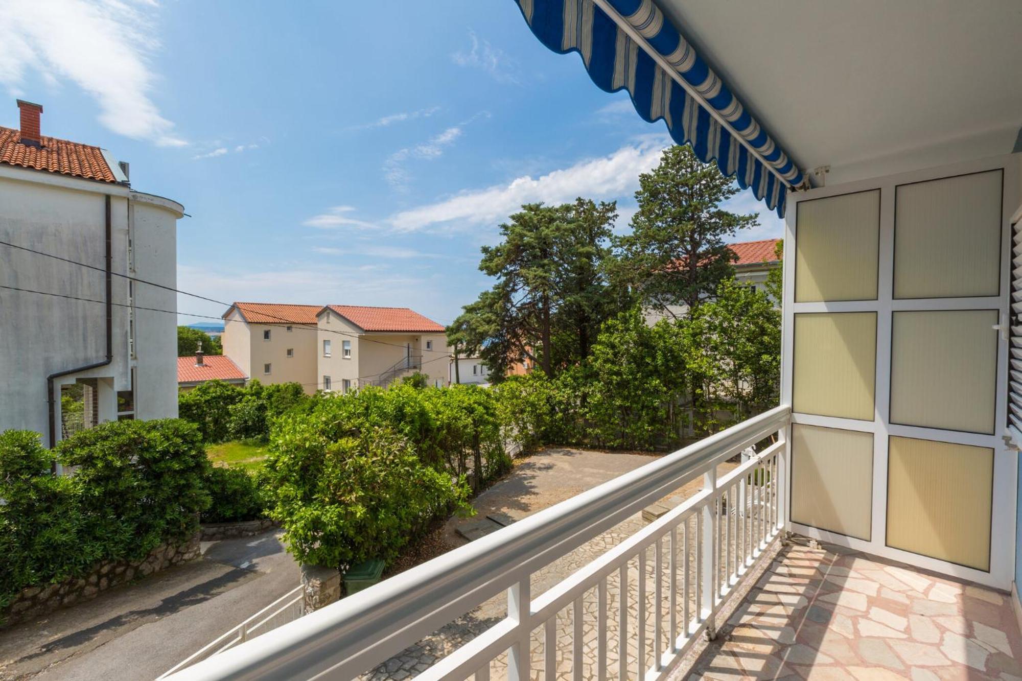 Podvezanec Apartment Dramalj Bagian luar foto