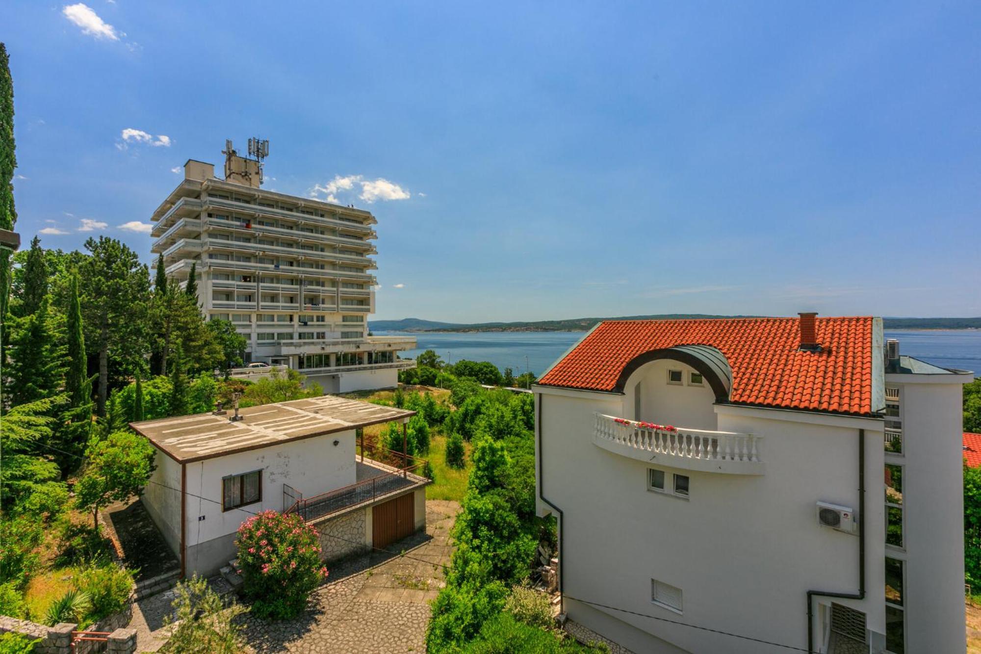 Podvezanec Apartment Dramalj Bagian luar foto