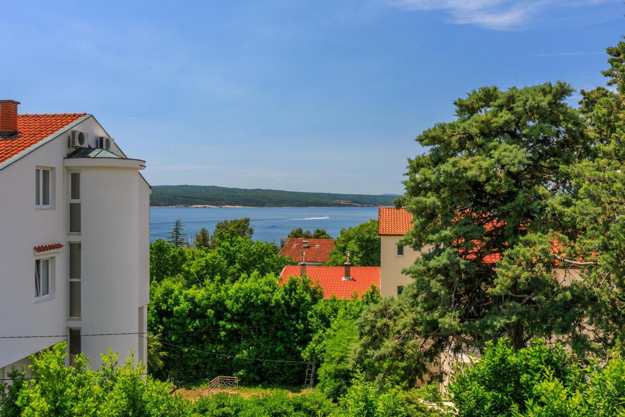 Podvezanec Apartment Dramalj Bagian luar foto